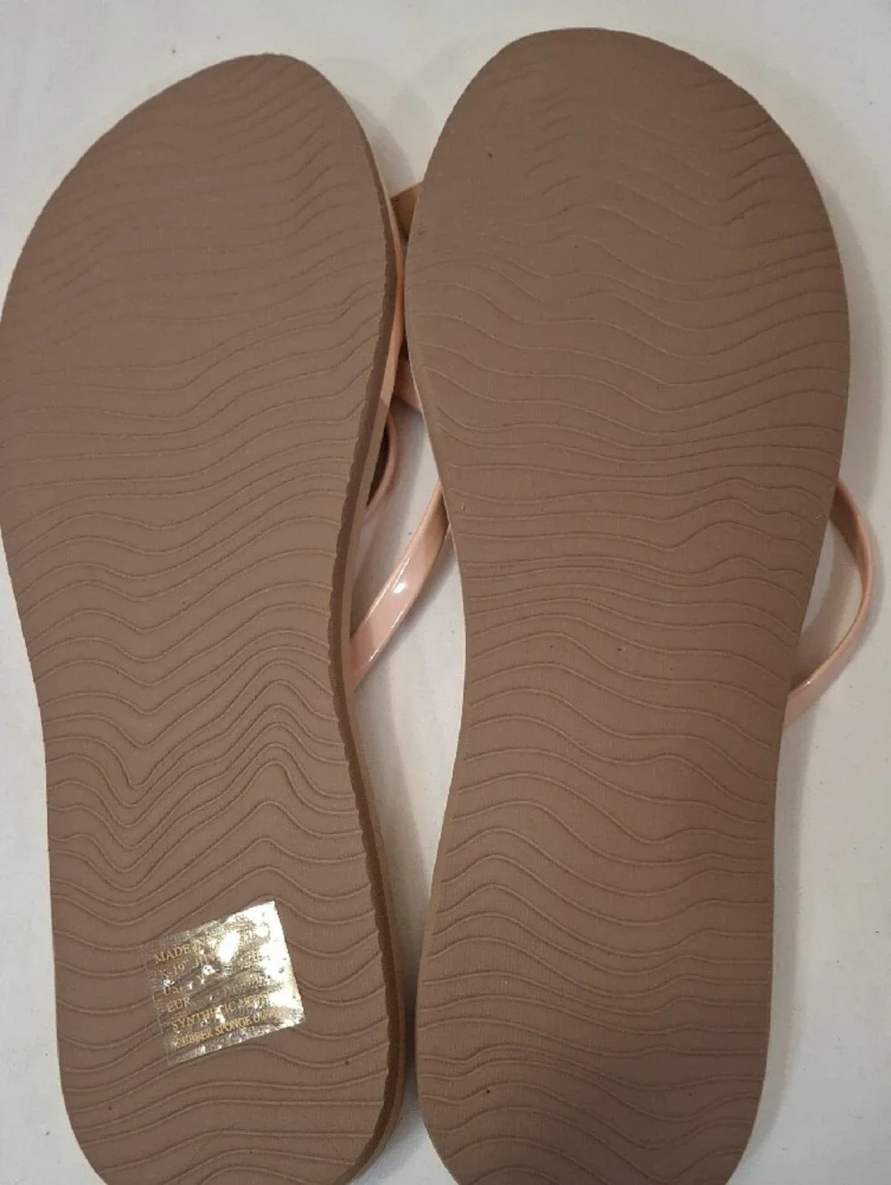 Reef Bliss Toe Dip Blush Pink Glossy Strap Flip Flops. New Wirh Tag